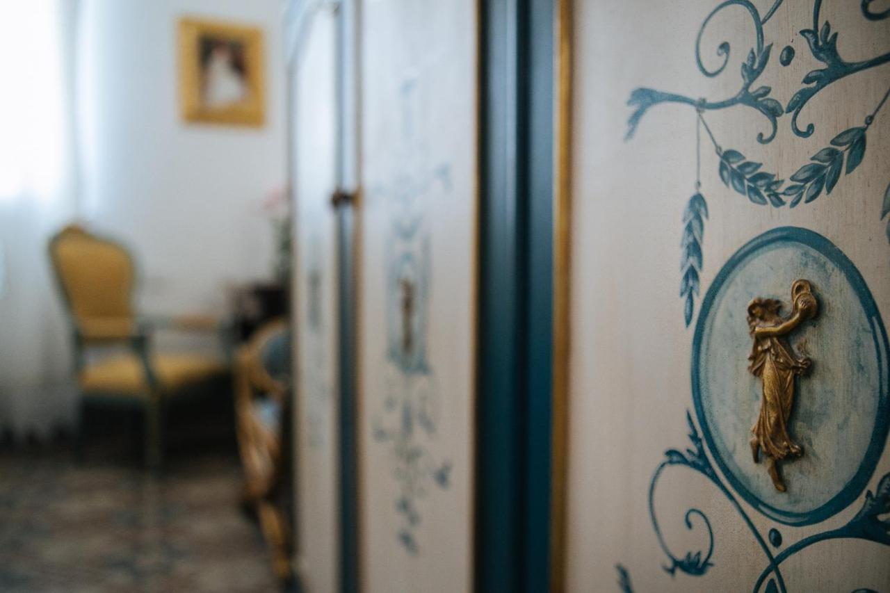 Domus Socolatae Residenza D'Epoca Charming B&B - Adults Only Follonica Eksteriør bilde