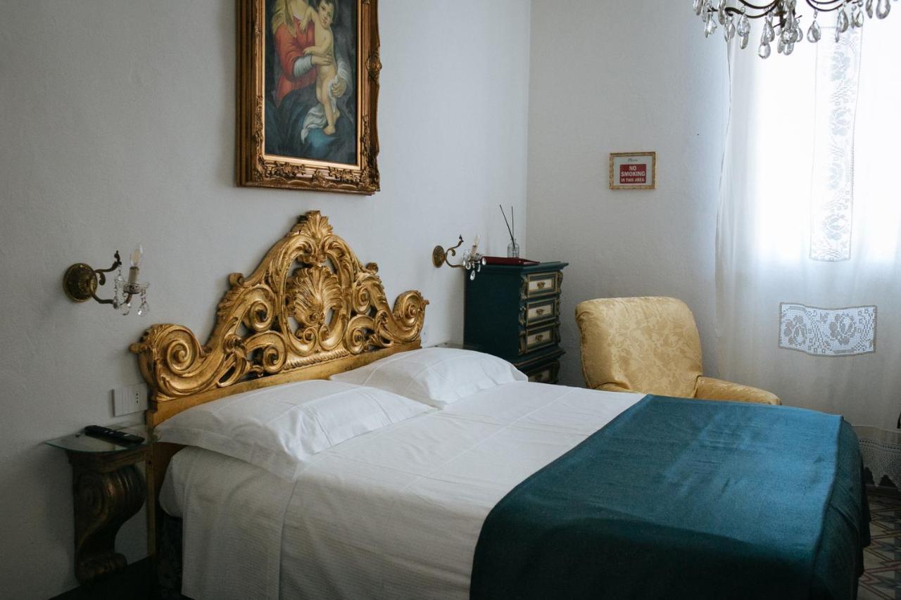 Domus Socolatae Residenza D'Epoca Charming B&B - Adults Only Follonica Eksteriør bilde