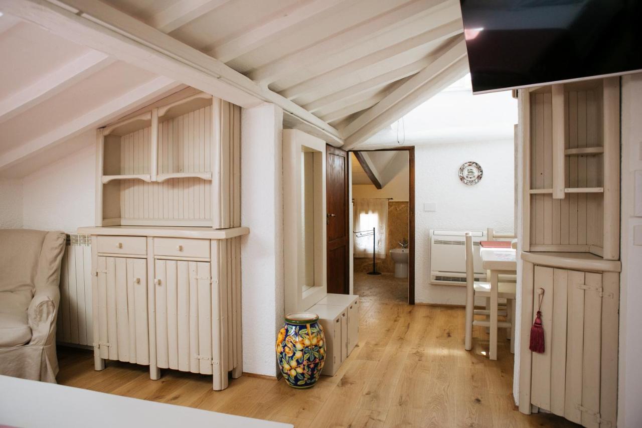 Domus Socolatae Residenza D'Epoca Charming B&B - Adults Only Follonica Eksteriør bilde